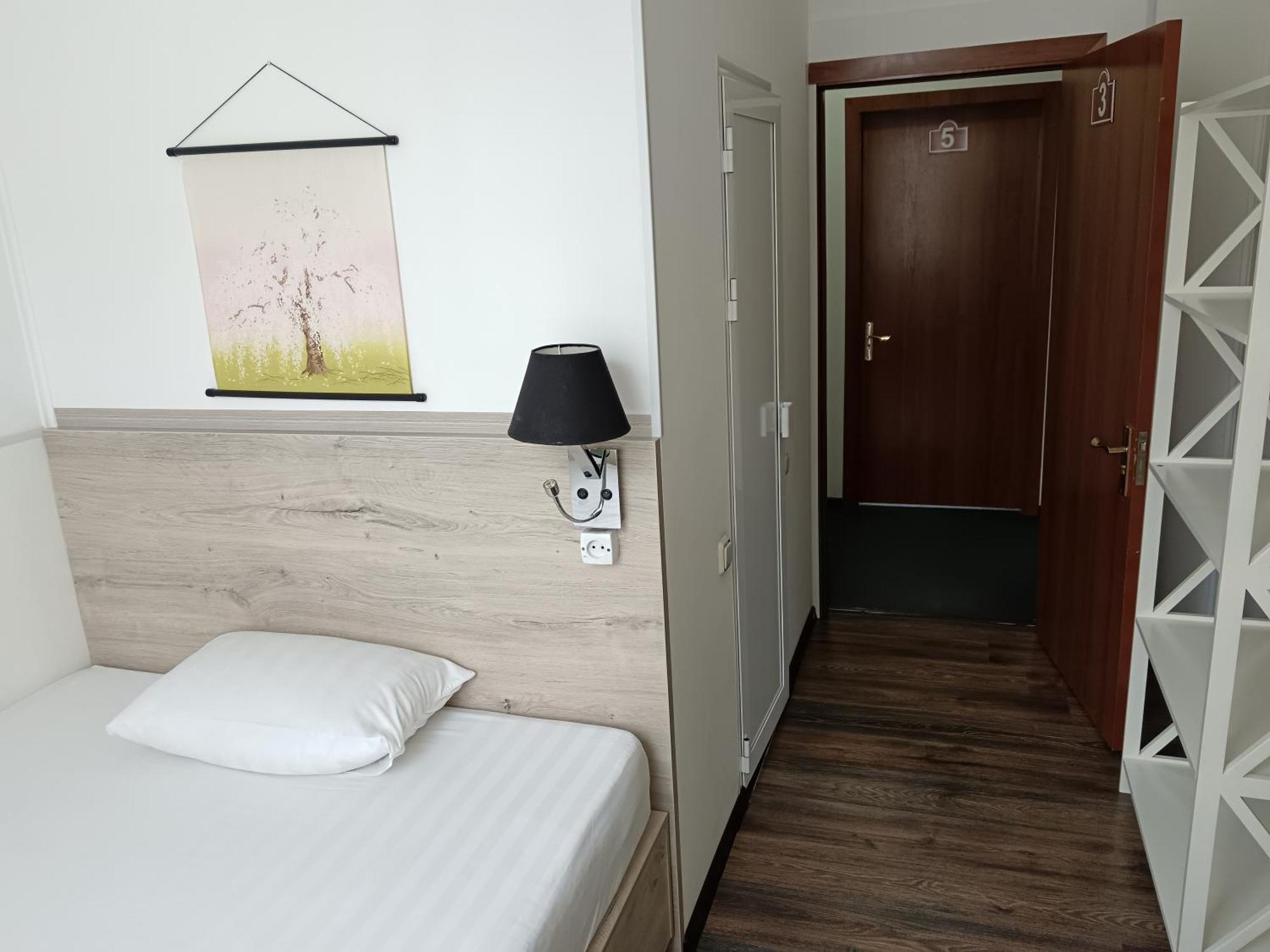 Sakura Inn Fergana Bagian luar foto